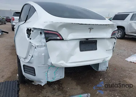 2023 Tesla Model Y Performance Dual Motor All-Wheel Drive from USA, damaged, VIN 7SAYGDEF0PF829118